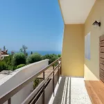 Vila Diogenis Argostoli (Kefalonia)