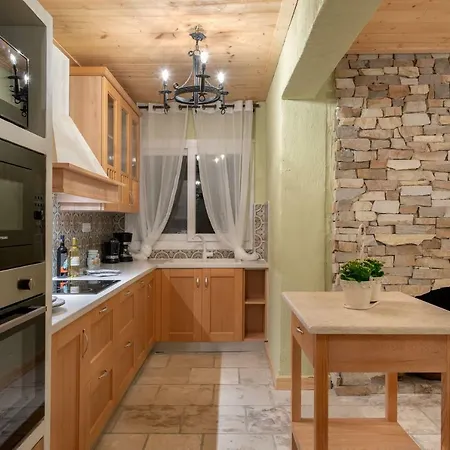 Diogenis * Argostoli (Kefalonia)