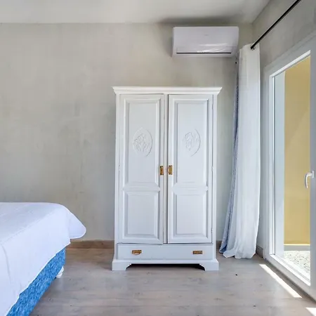 Vila Diogenis Argostoli (Kefalonia)